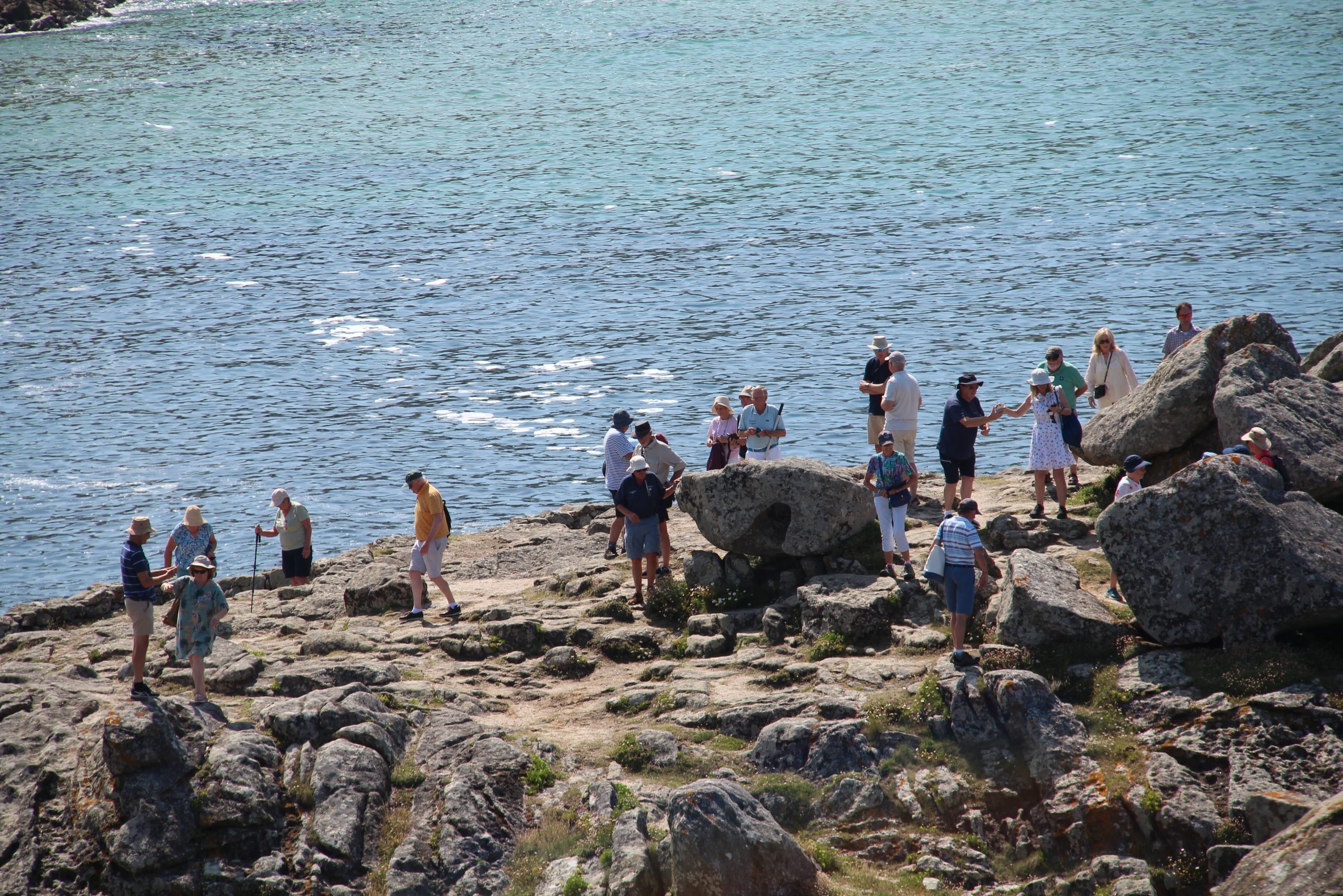 240717 ICC members at Castro de Barona IMG 6114