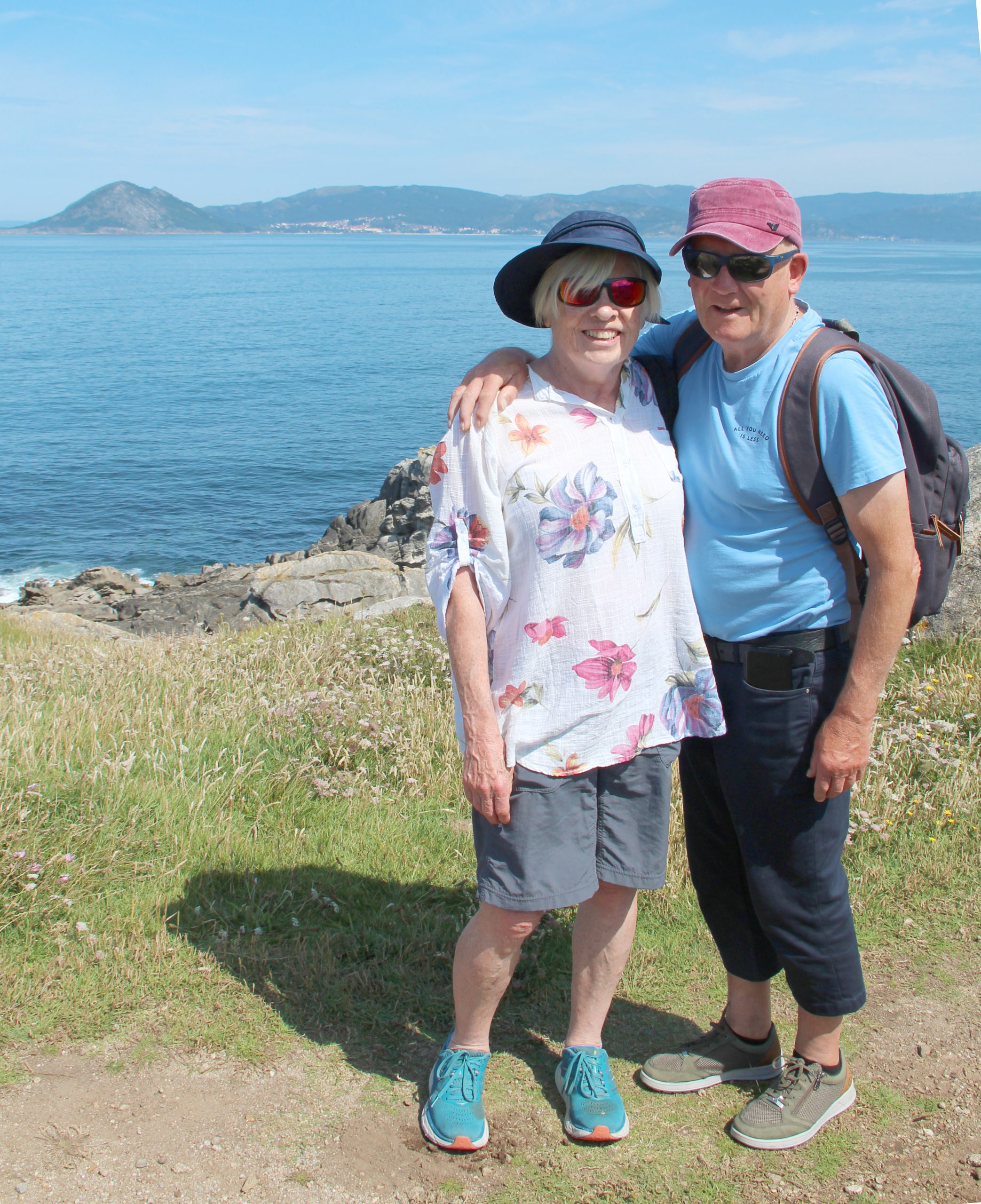 240717 Kate & Brian McDaid at Castro de Barona summit IMG 6129